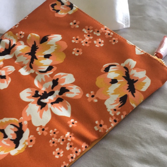 HOST PICK * Rachel Pally Vegan Leather Handbag NEW - Picture 3 of 6